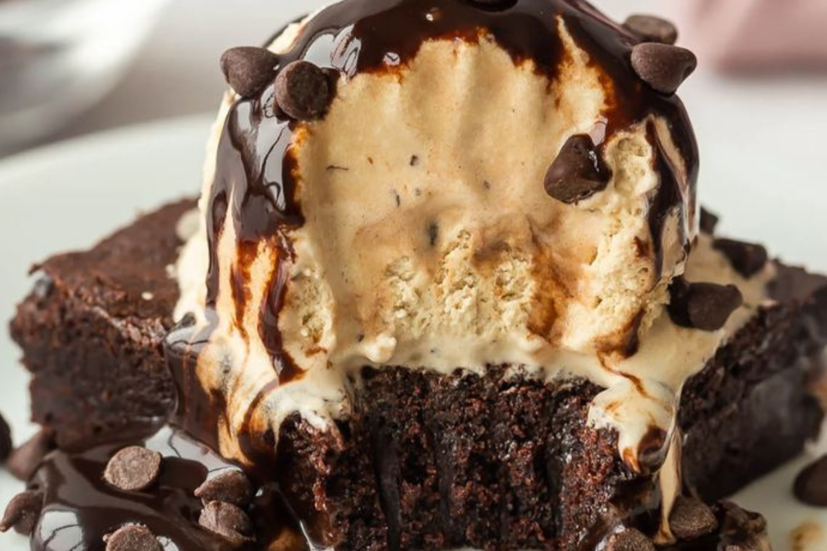 brownie sundae